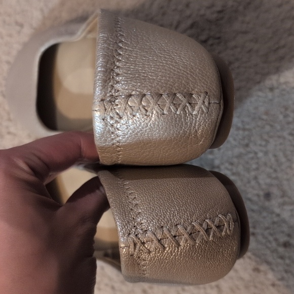 Lucky Brand Light Gold Ballet Flats Size 6.5 - Picture 4 of 9